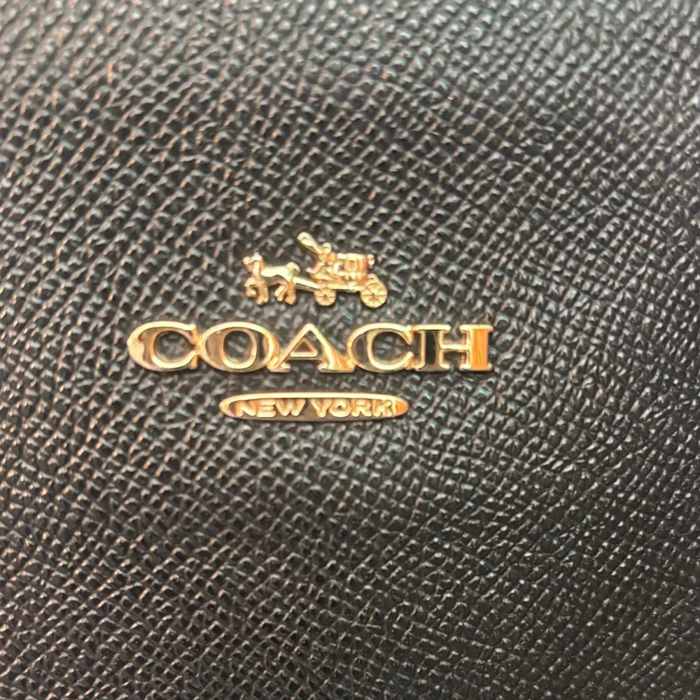 Coach Christie Black pebble Leather Shoulder Bag - Picture 2 of 15